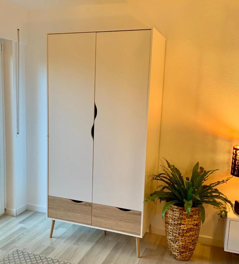 'Das Kleine Feine' - Ruhige, Helle Ferienwohnung Mit Parkplatz Und Balkon بفورتسهايم المظهر الخارجي الصورة